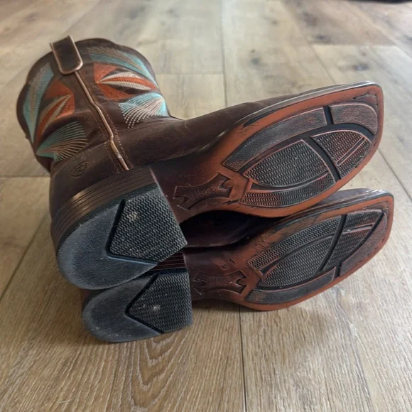 Ariat Women’s Oak Grove Western Boot - Picture 4 of 5